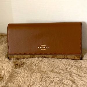 Coach Brown Signature Leather Continental Wallet